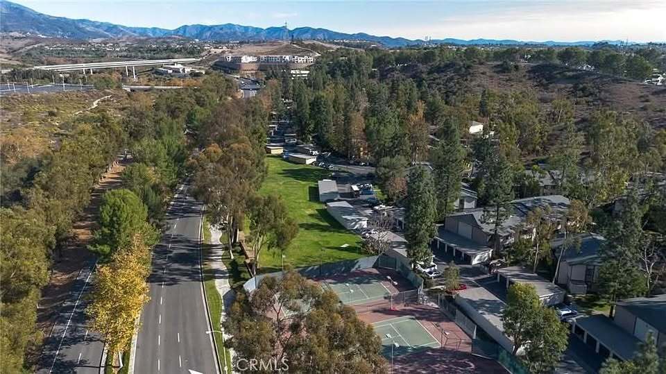 Building Photo - 20702 Lake Forest Dr