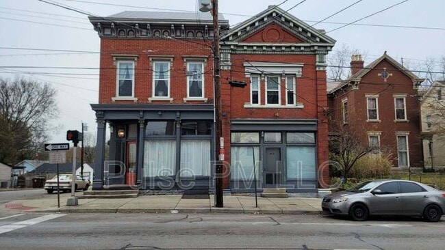 Building Photo - 1604 Greenup St