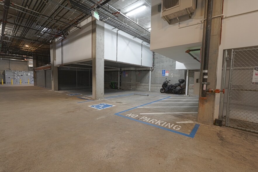 Building Photo - 2747 San Pablo Ave