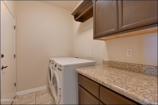 Building Photo - 14319 Owl Point Ave