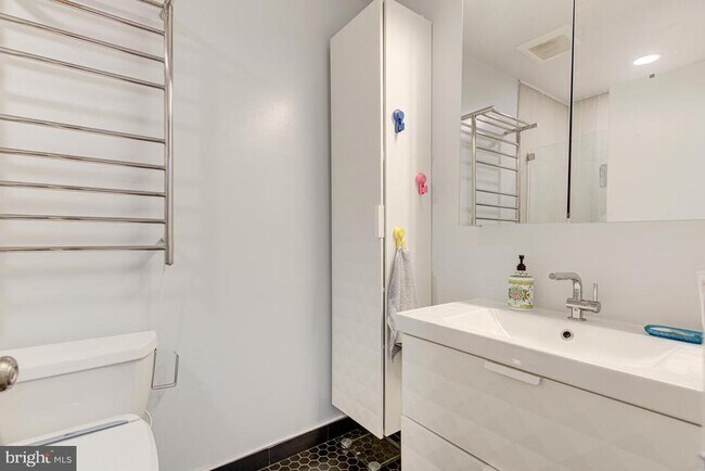 Building Photo - 11621 Newbridge Ct