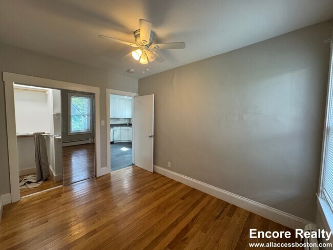 Building Photo - 23 Elmer St