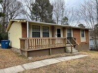 Building Photo - 3 BED, 1 BATH BRICK HOME LOCATED IN TROY