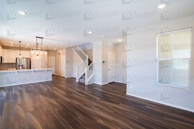 Building Photo - 10294 E 59th Ave