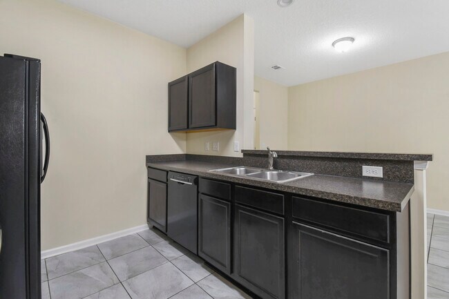 Building Photo - 266 Moultrie Village Ln