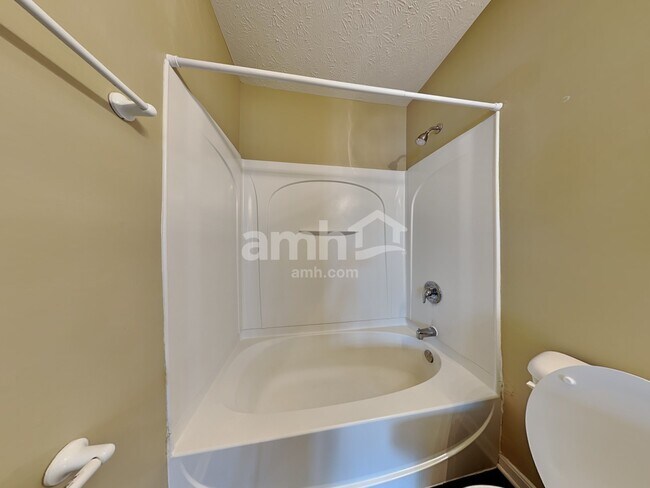 Building Photo - 8736 Gingerwood Ct