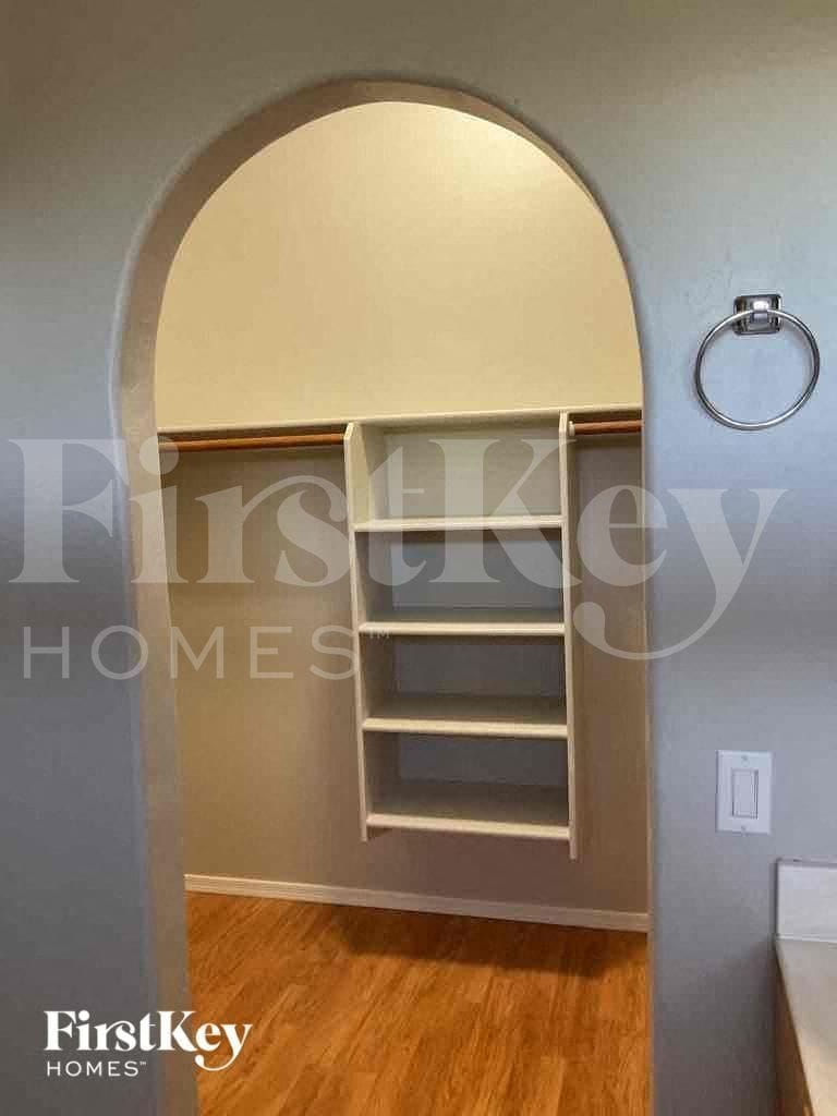 Building Photo - 7718 W Sombrero View Ln