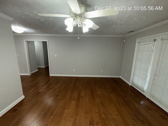 Building Photo - 332-5 Bubble Creek