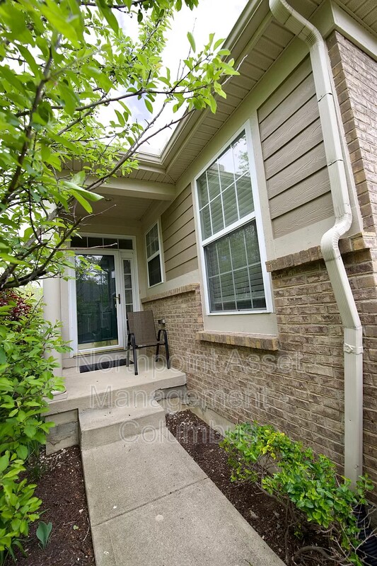 Building Photo - 2568 Greenlefe Dr
