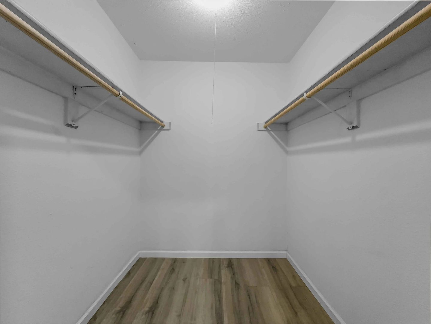 Building Photo - 4917 Woodruff Dr