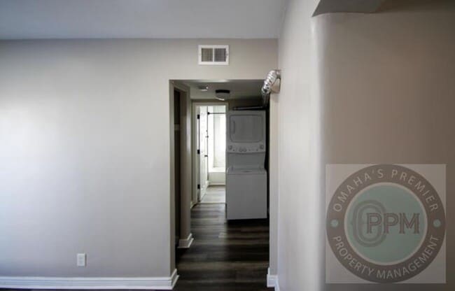 Building Photo - GBR 3309 S 32 Avenue