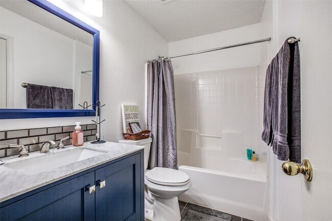 Building Photo - 1309 Aspen Ln