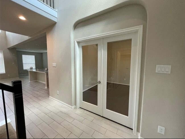 Building Photo - 60 Indian Wells Dr