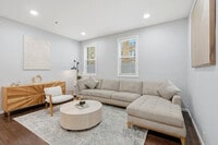 Building Photo - 41 Vroom St