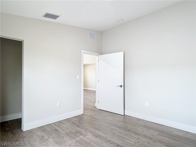 Building Photo - 2505 Storter Ave