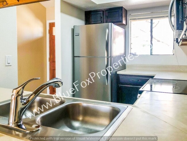 Building Photo - 7601 N Calle Sin Envidia