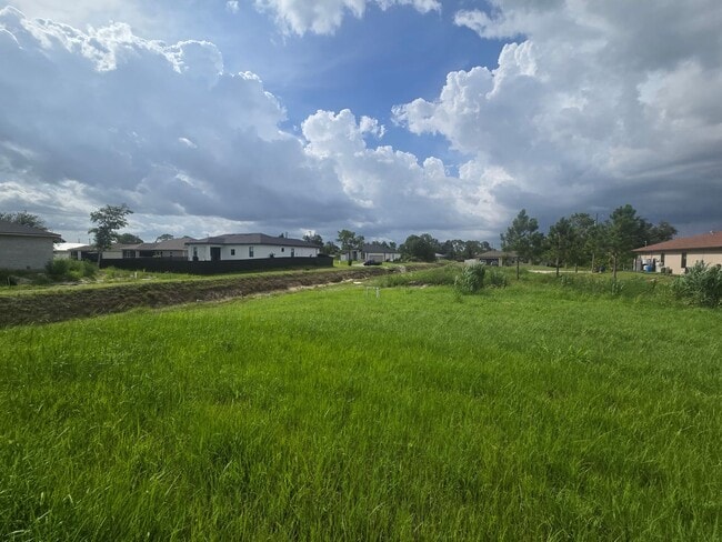 Building Photo - Brand New 3 BEDROOM 2 BATH AND ONE CAR GAR...
