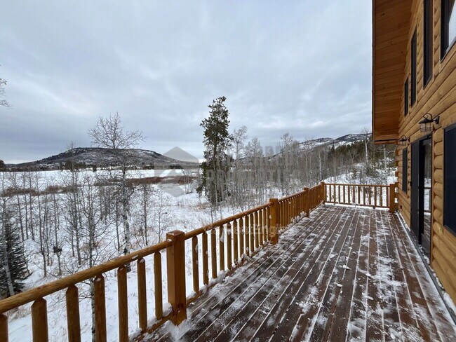 Building Photo - 33181 Wenatchi Trail