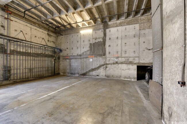 Parking space - 2040 Franklin St