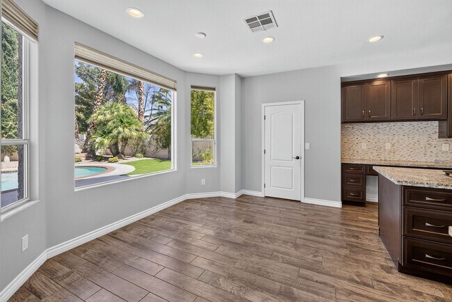 Building Photo - 8824 Cortile Dr