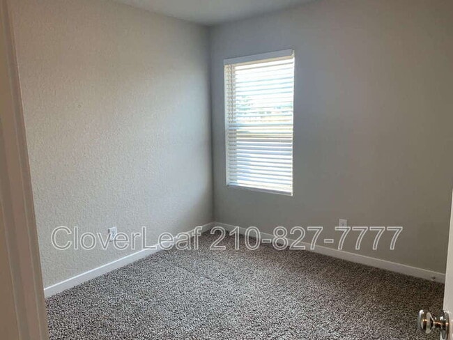 Building Photo - 708 Stonemanor Bay