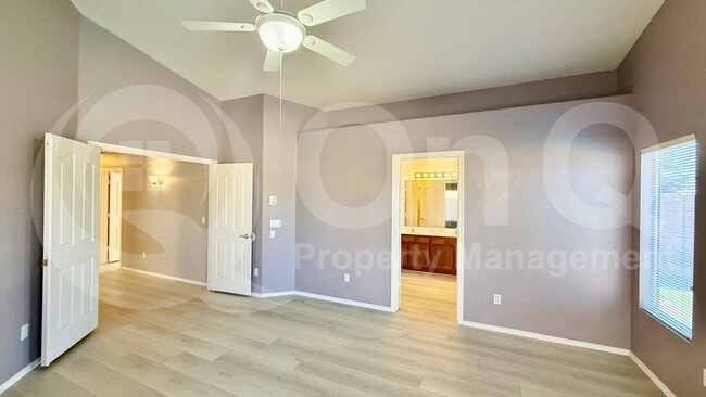 Building Photo - 3464 S Moccasin Trail