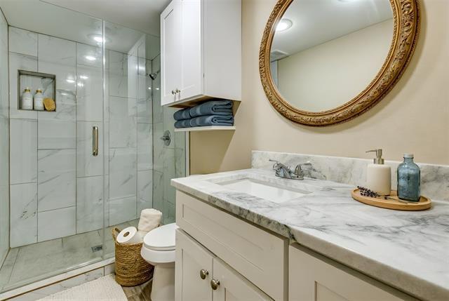 Building Photo - 110 Crandall Rd