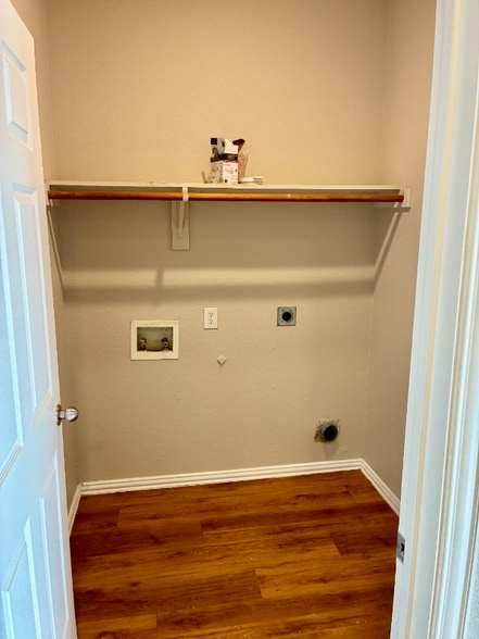 Building Photo - 1336 Kingston Pl