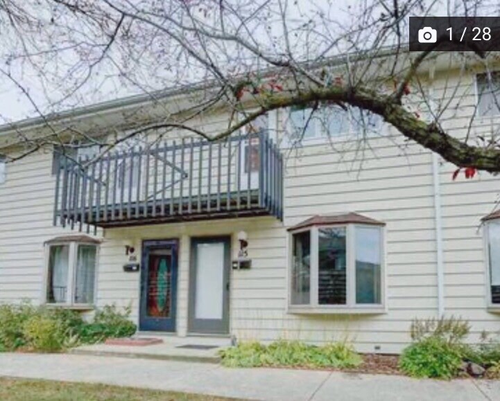 Primary Photo - 115 Lakewood Gardens Ln