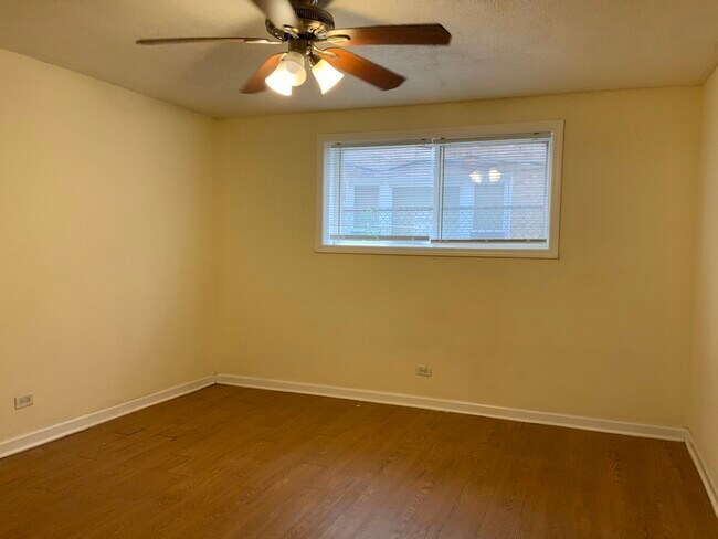 Building Photo - 3737 N Harlem Ave