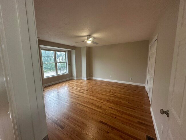 Building Photo - 25 Albacore Way