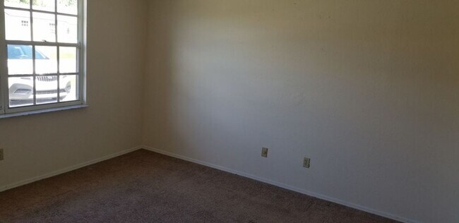 Building Photo - Single Family home East of U S 1 in PSL  for Rent