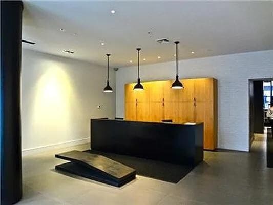 Building Photo - 540 W 28th St