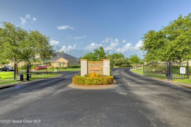 Building Photo - 843 Remington Green Dr SE