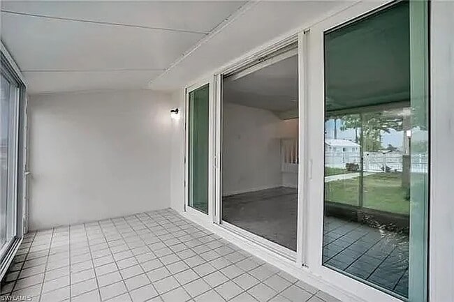 Building Photo - 18010 San Carlos Blvd
