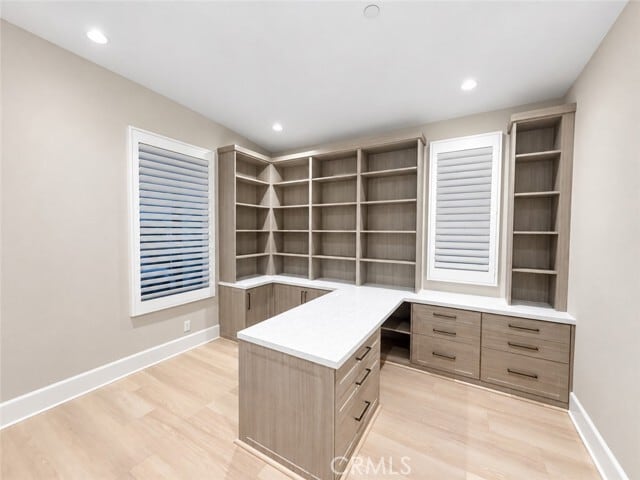 Building Photo - 130 Donati