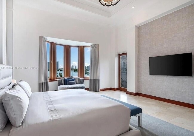 Building Photo - 432 S Hibiscus Dr