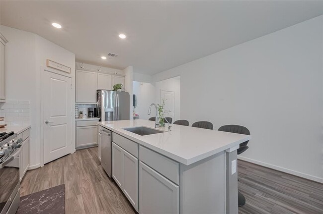Building Photo - 21611 Shadowbrook Birch Dr