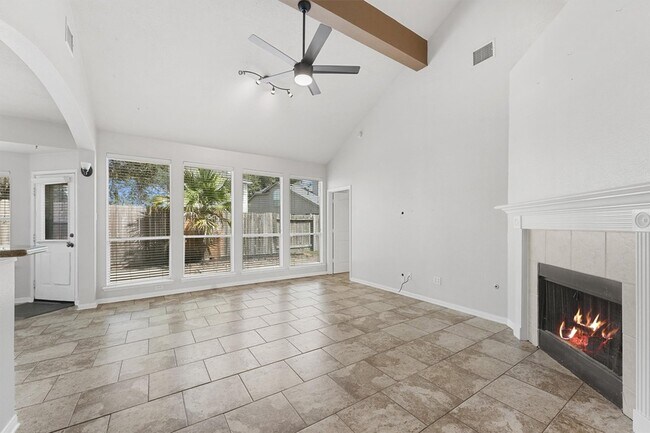 Building Photo - 17206 Stonebridge Trail