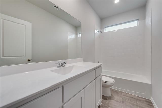 Building Photo - 5245 Boulder Vly Dr