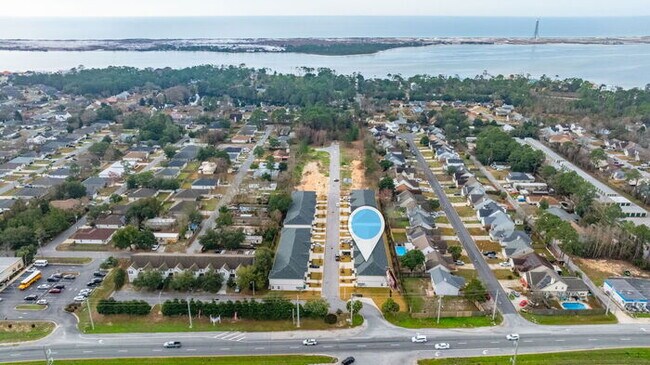 Building Photo - 469 Westgate Wy