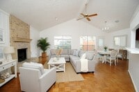 Building Photo - 16311 La Luna Dr