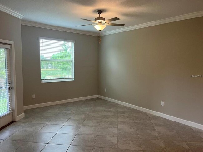 Building Photo - 1712 Roseville St