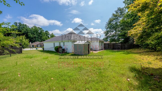 Building Photo - 5702 Stoneridge Dr