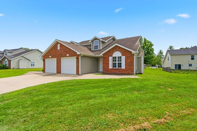 Building Photo - 4404-4404 W Jeana Ct