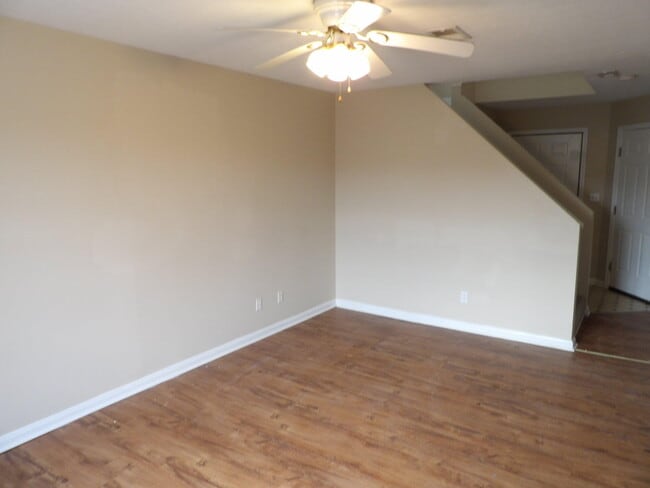 Building Photo - 344 Bypass Plaza Dr