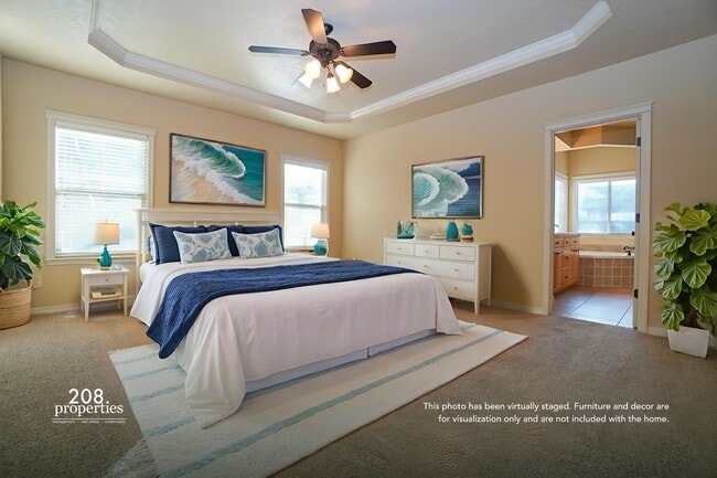 Building Photo - 2319 E Challis St