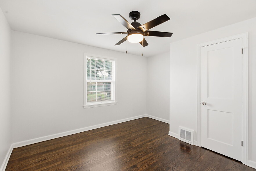 Bedroom #1 - 7231 Forest Ave