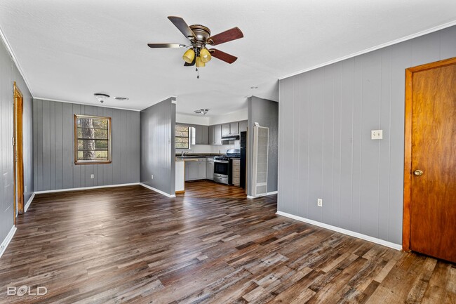 Building Photo - 177 Barbeque Rd