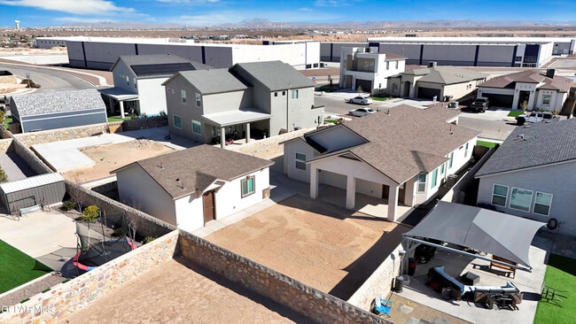 Building Photo - 1807 Dana Gray St